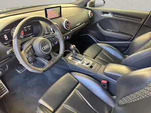 AUDI RS3 2.5 T FSI quattro S-Tronic 4x4 400PS* Limousine