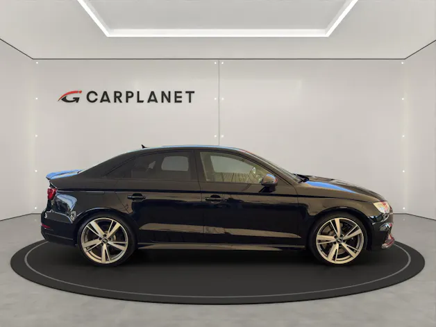 AUDI RS3 2.5 T FSI quattro S-Tronic 4x4 400PS* Limousine