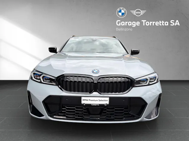 BMW 330e xDrive Touring