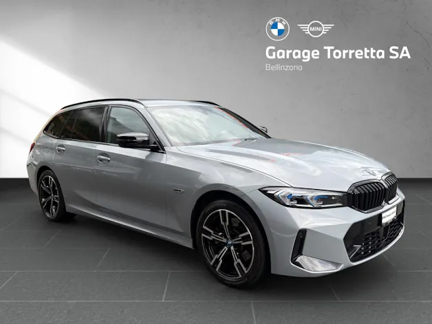 BMW 330e xDrive Touring