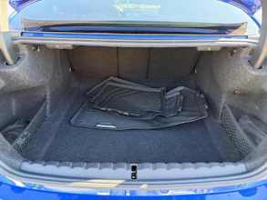 https://vehicle.imgix.net/4443013/ab07e1b5-0bc8-4662-b950-13b91a660917.jpg
