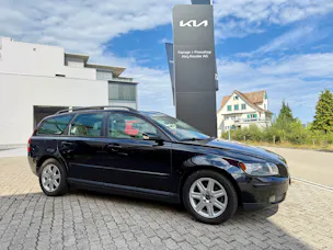 VOLVO V50 2.4i 20V Summum