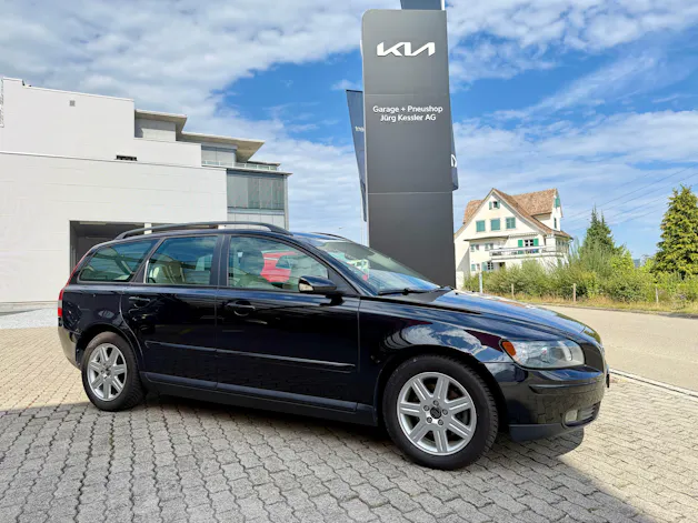 VOLVO V50 2.4i 20V Summum