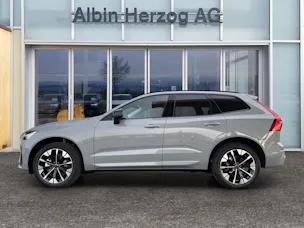 VOLVO XC60 2.0 B5 MH Ultra Dark AWD