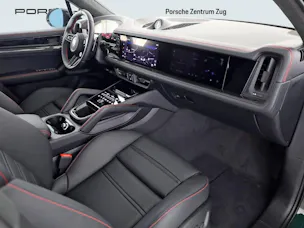 PORSCHE Cayenne GTS