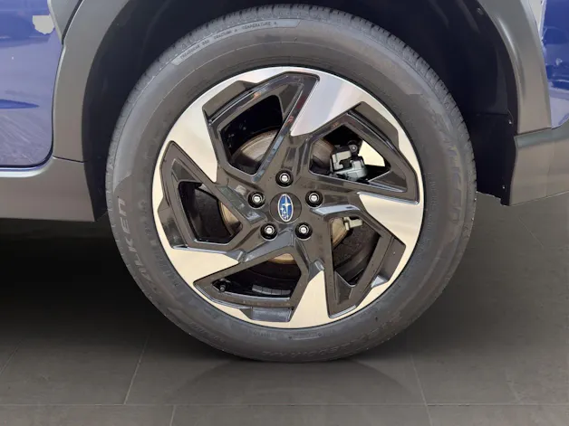 Subaru Crosstrek 2.0i e-Boxer Swiss Plus