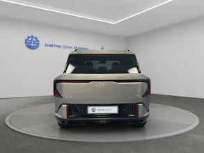 https://vehicle.imgix.net/4443125/e0306133-b940-4cd8-a2bb-db4225d8f308.jpg