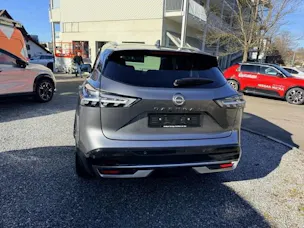 NISSAN Qashqai 1.3 DIG-T Tekna+ 4x4