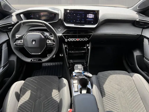PEUGEOT 208 Hybrid 145 e-DSS6 GT Exclusive