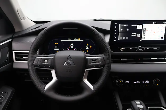 Mitsubishi Outlander 2.4 PHEV Invite 4x4
