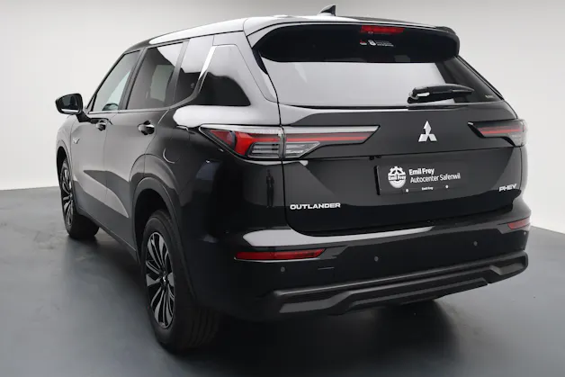 Mitsubishi Outlander 2.4 PHEV Invite 4x4