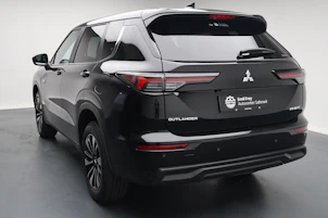 Fahrzeugbild MITSUBISHI Outlander 2.4 PHEV Invite 4x4