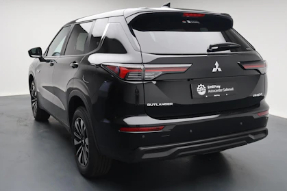 MITSUBISHI OUTLANDER 3