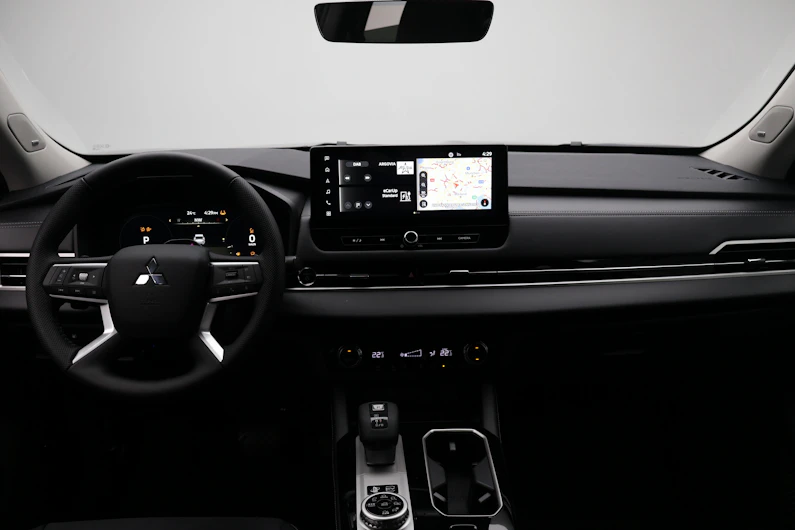 Fahrzeugbild MITSUBISHI OUTLANDER
