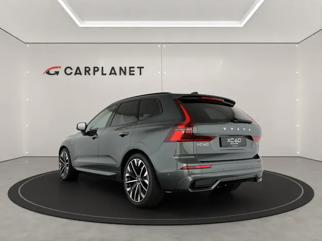 VOLVO XC60 2.0 T6 TE Ultra Dark eAWD