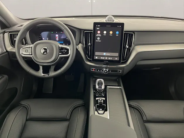 VOLVO XC60 2.0 T6 TE Ultra Dark eAWD