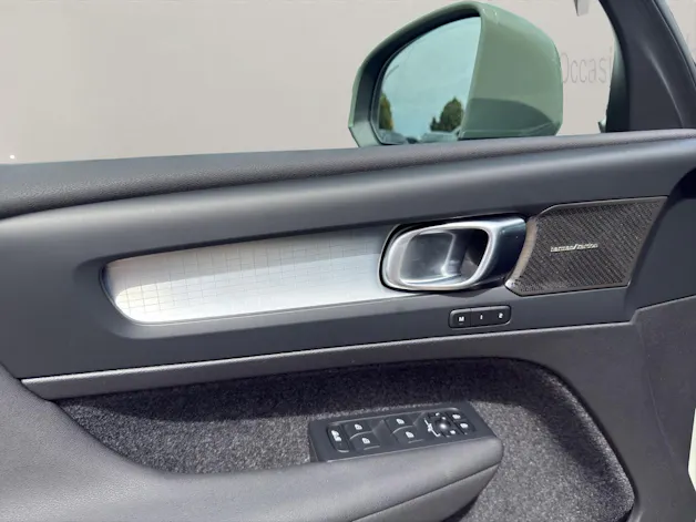 VOLVO XC40 1.5 T5 PiH Plus Bright