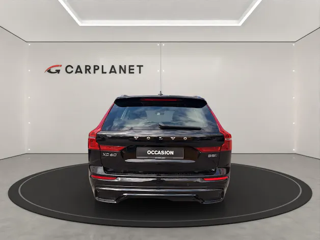 VOLVO XC60 2.0 B5 MH R-Design AWD