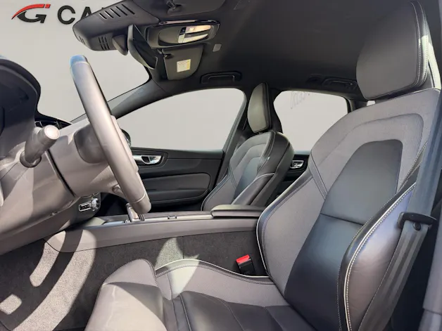 VOLVO XC60 2.0 B5 MH R-Design AWD