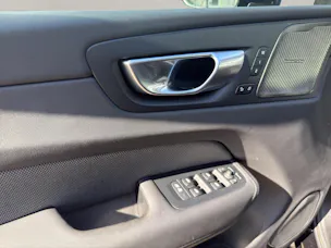 VOLVO XC60 2.0 T6 TE Black Edition eAWD