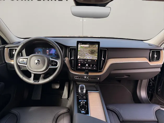 VOLVO XC60 2.0 T6 TE Plus Dark eAWD