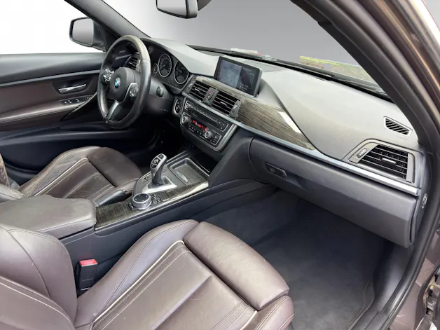 BMW 335i xDrive SAG Touring