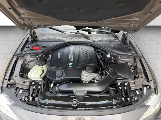 BMW 335i xDrive SAG Touring