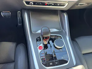 BMW XM 50e Plug-in Hybrid Bowers & Wilkins Diamond Surround Sound System
