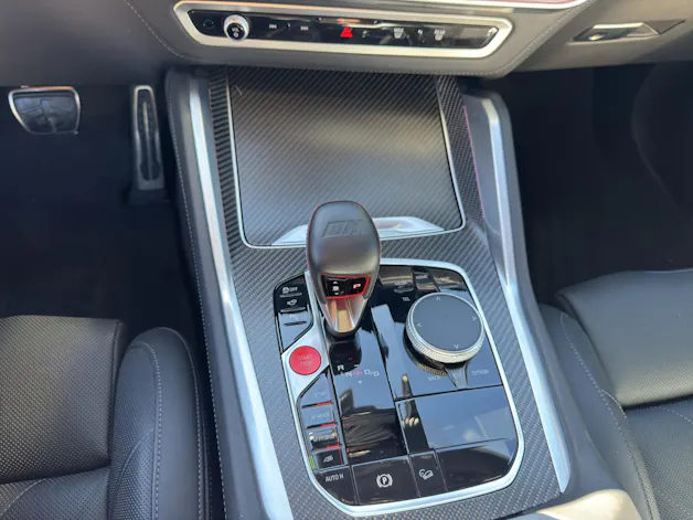 BMW XM 50e Plug-in Hybrid Bowers & Wilkins Diamond Surround Sound System