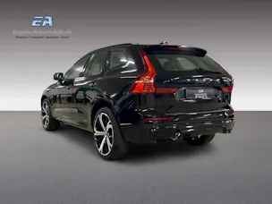 VOLVO XC60 2.0 B5 MH Plus Dark AWD