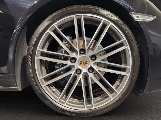PORSCHE 911 Coupé 3.0 Carrera 4 PDK