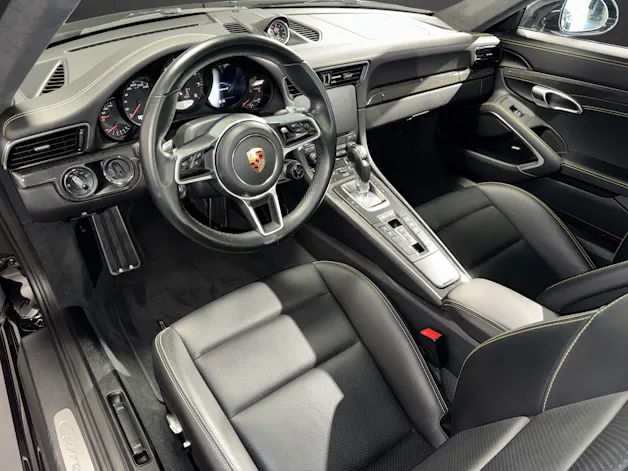 PORSCHE 911 Coupé 3.0 Carrera 4 PDK