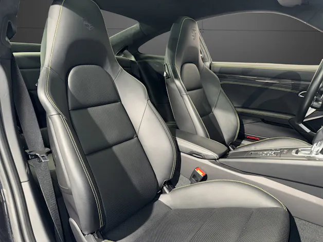 PORSCHE 911 Coupé 3.0 Carrera 4 PDK