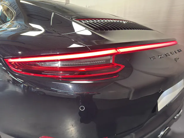 PORSCHE 911 Coupé 3.0 Carrera 4 PDK