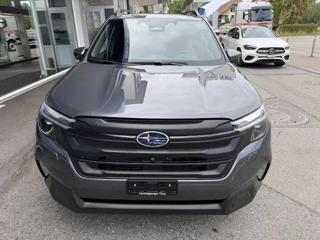 Subaru Forester Station 2.0i e-Boxer Swiss Plus