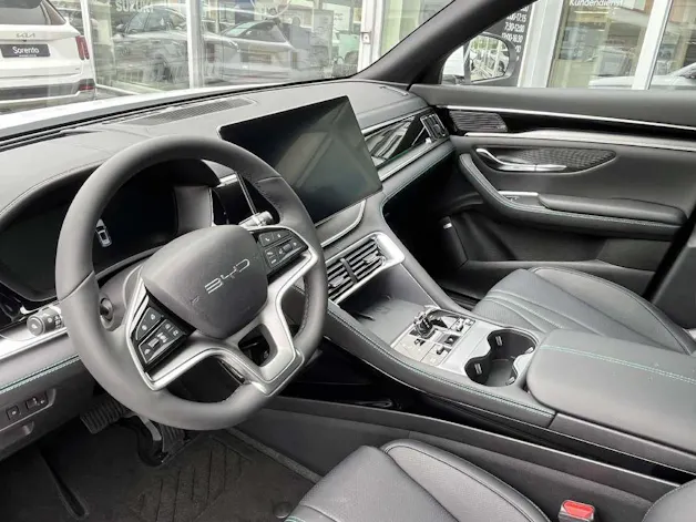 BYD Seal U DM-i Design AWD