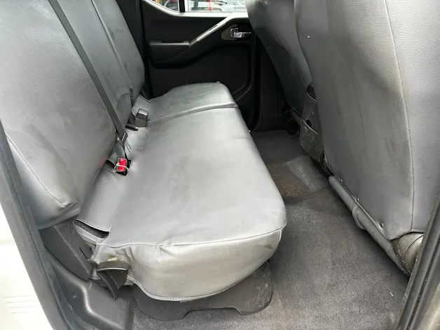NISSAN Navara 2.5 dCi Double Cab SE