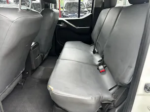 NISSAN Navara 2.5 dCi Double Cab SE