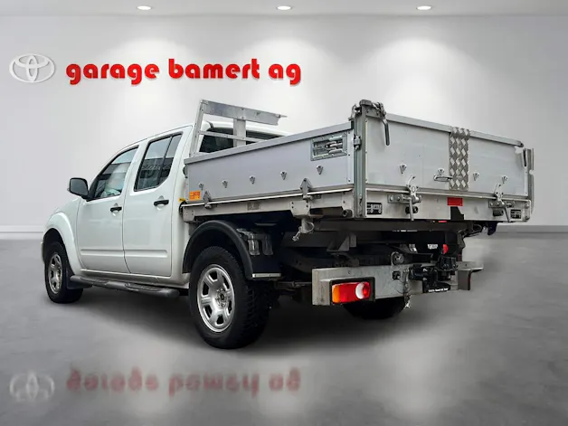 NISSAN Navara 2.5 dCi Double Cab SE
