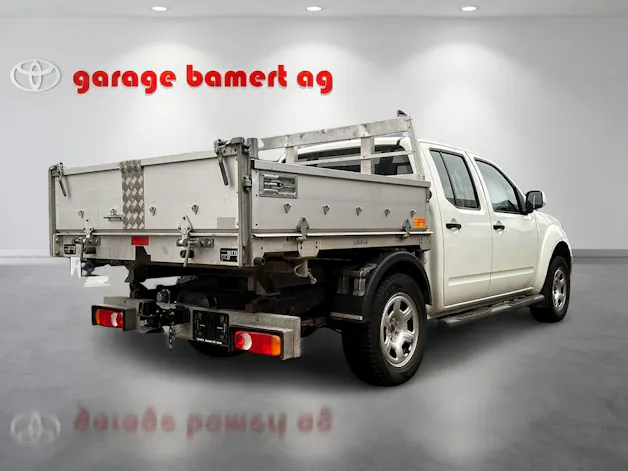 NISSAN Navara 2.5 dCi Double Cab SE