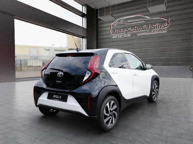 Toyota Aygo X 1.0 VVT-i Trend Tech Mulimedia
