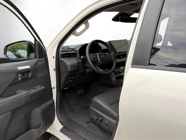 Toyota Hilux Double Cab.-Pick-up 2.8 D-4D MHEV 204 Style