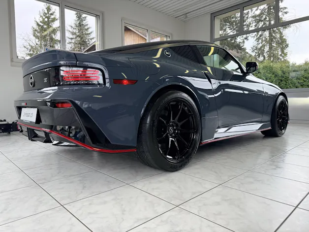 NISSAN 400 Z Nismo