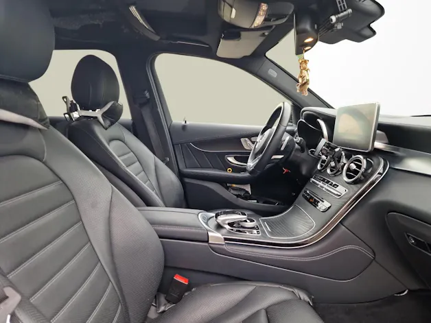 MERCEDES-BENZ GLC 250 d AMG Line 4m