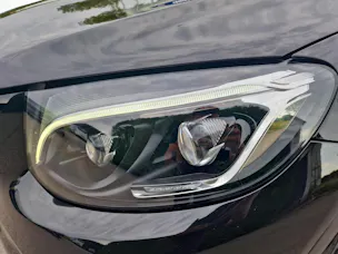 MERCEDES-BENZ GLC 250 d AMG Line 4m