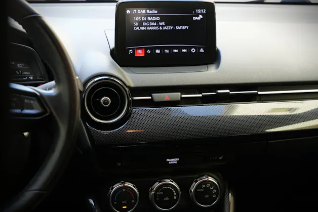 MAZDA 2 1.5 90 Ambition