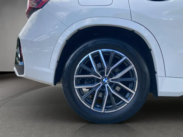 BMW X1 23i xDrive paddles