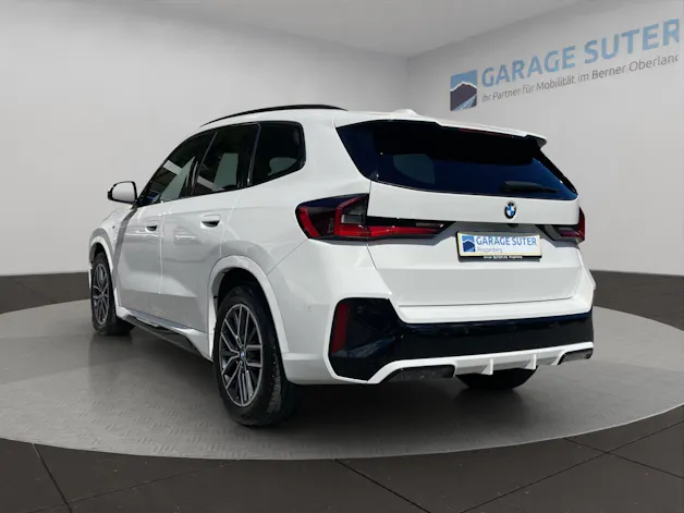 BMW X1 23i xDrive paddles