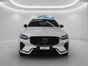 VOLVO XC60 2.0 B5 MH Ultra Dark AWD