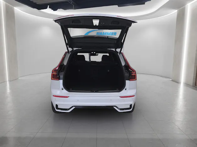 VOLVO XC60 2.0 B5 MH Ultra Dark AWD